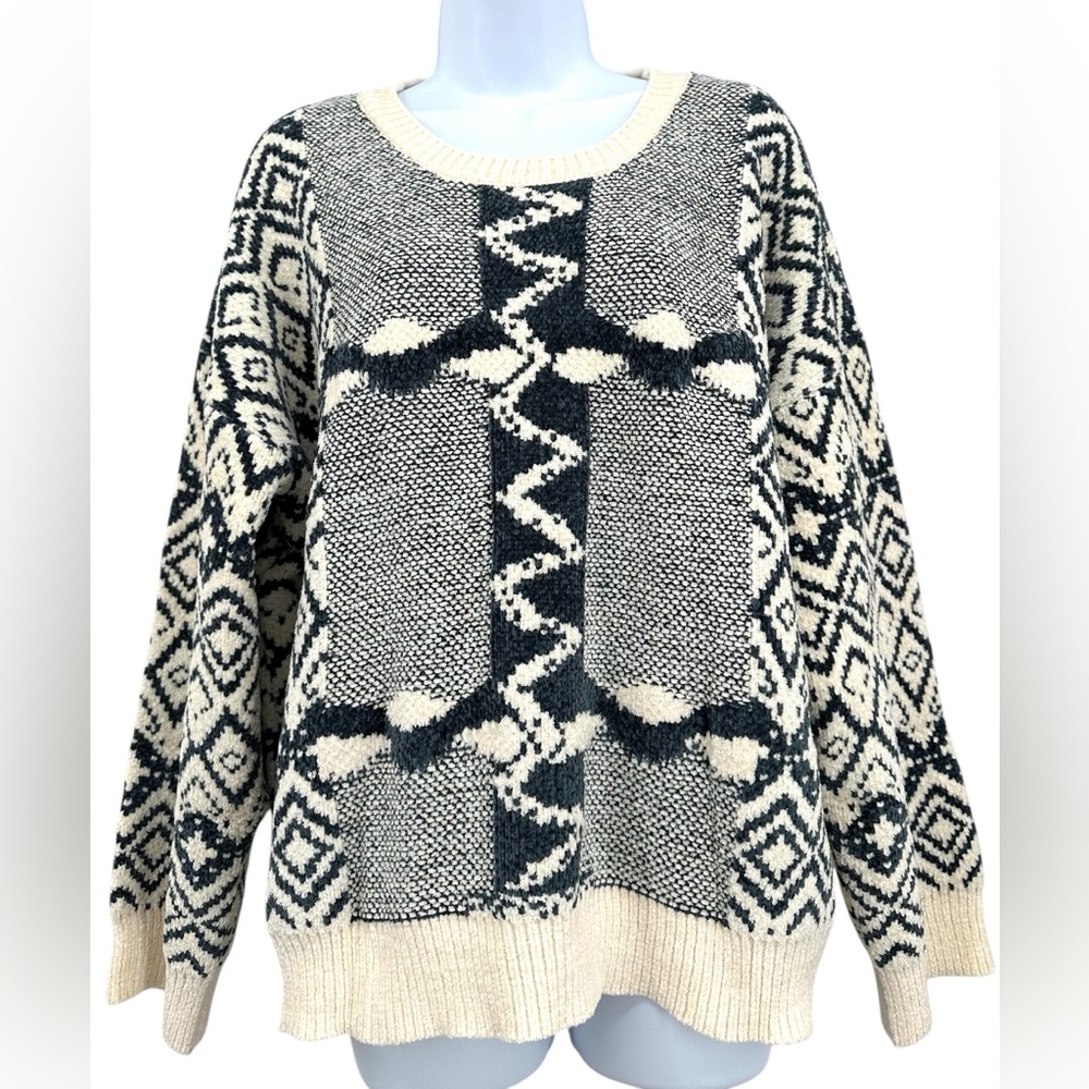 Lisa Robertson women’s L Navy Blue & Cream Chenille Knit Sweater Oversized NWOT